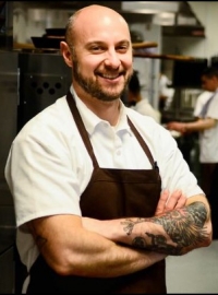 jorge_in_kitchen_2 jorge_in_kitchen_2